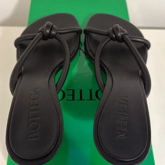 Bottega Veneta kitten heel black sandals - Picture 6 of 7
